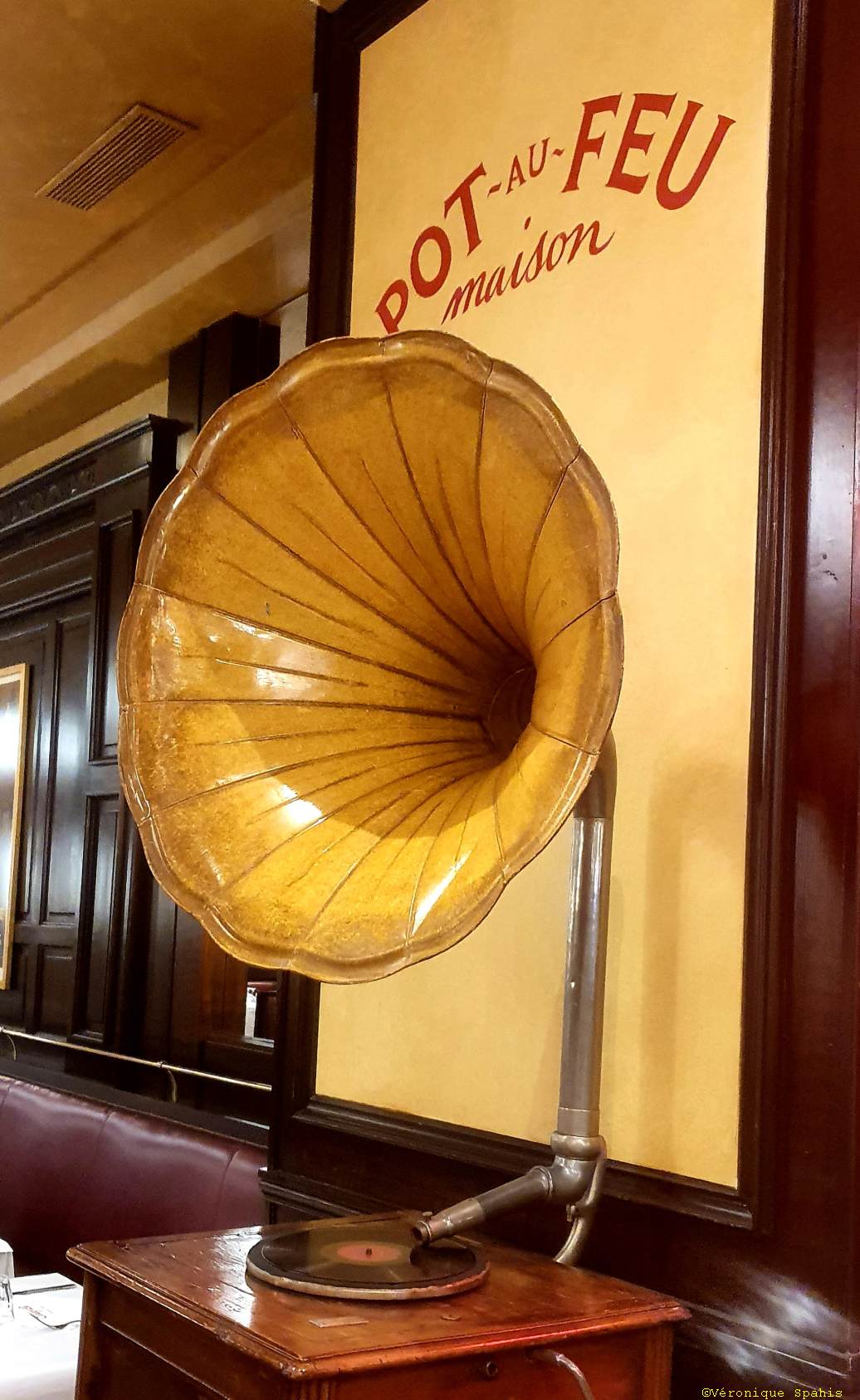 Un nouveau bouillon Chartier ouvre gare de l’est ! ItArtBag