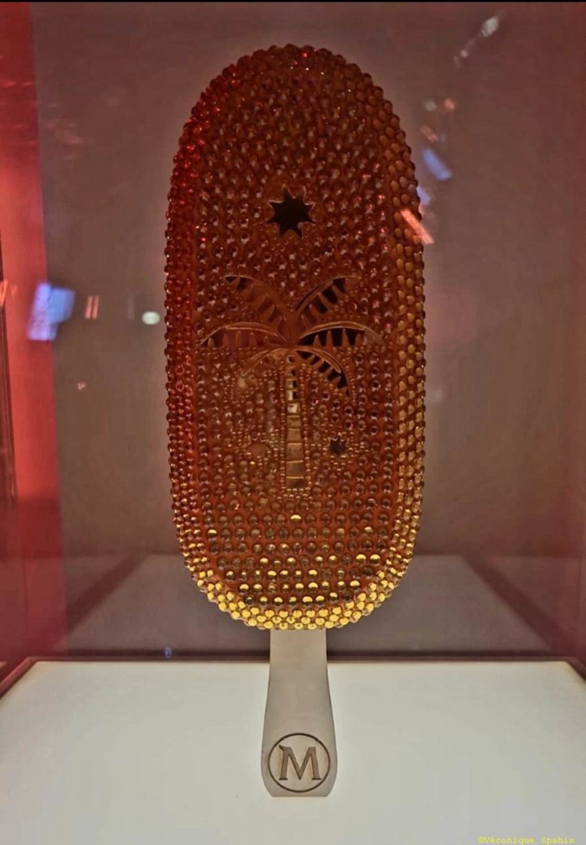 La Plage Magnum® au 76ème Festival de Cannes ItArtBag